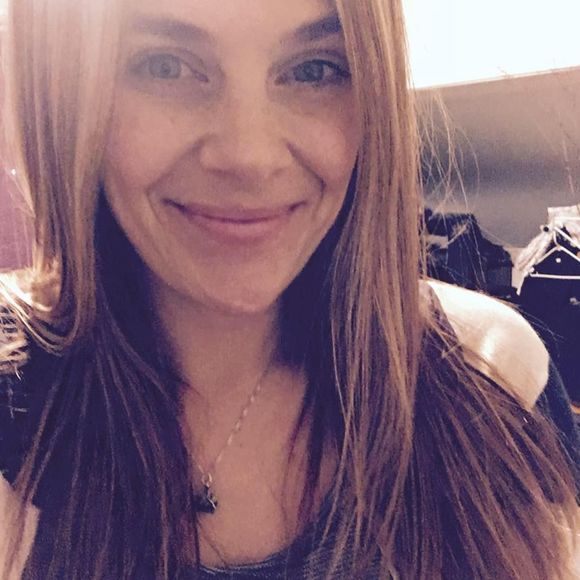 Meet your Posher, Jessica - Picture 1 of 1